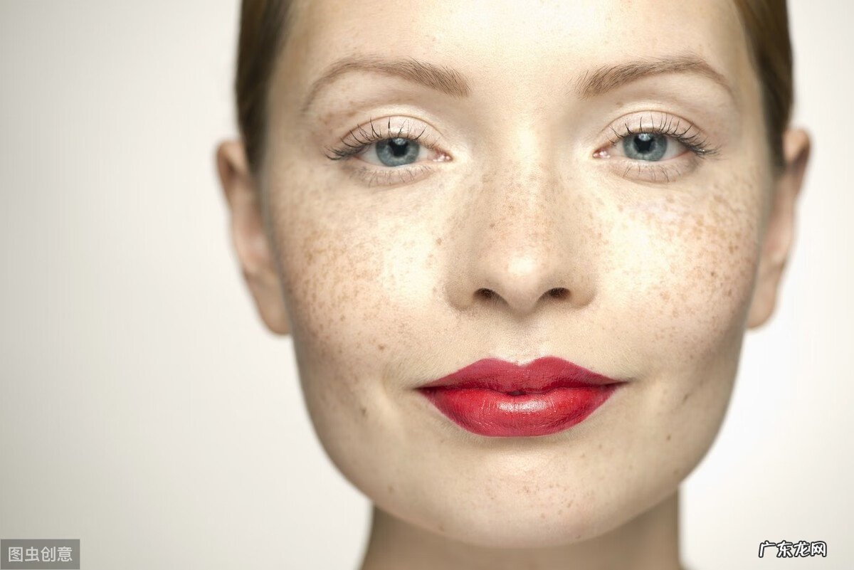 男生说精华液什么意思 精华液是什么成分