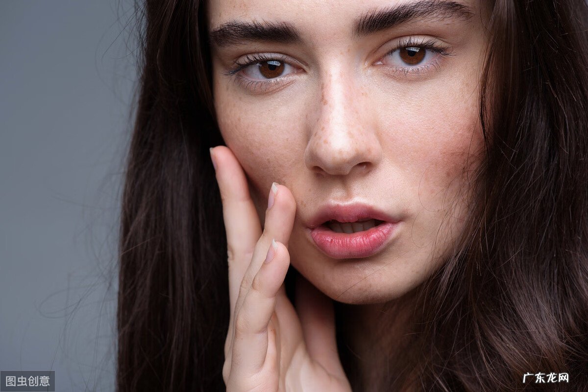 男生说精华液什么意思 精华液是什么成分