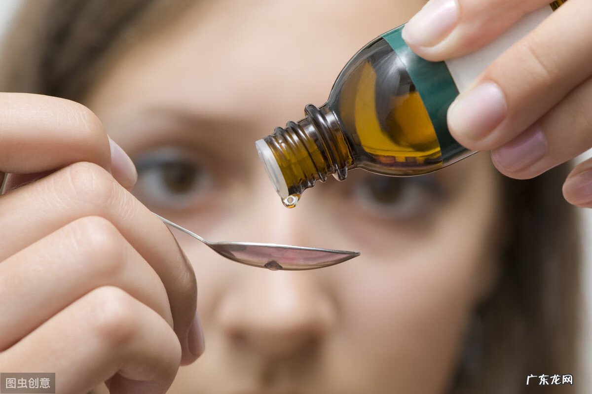 男生说精华液什么意思 精华液是什么成分