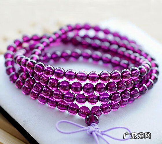 石榴的十大功效与作用 石榴的功效与作用禁忌是什么