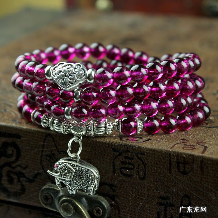 石榴的十大功效与作用 石榴的功效与作用禁忌是什么