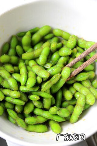 最简单的凉拌毛豆详细步骤 凉拌毛豆的做法