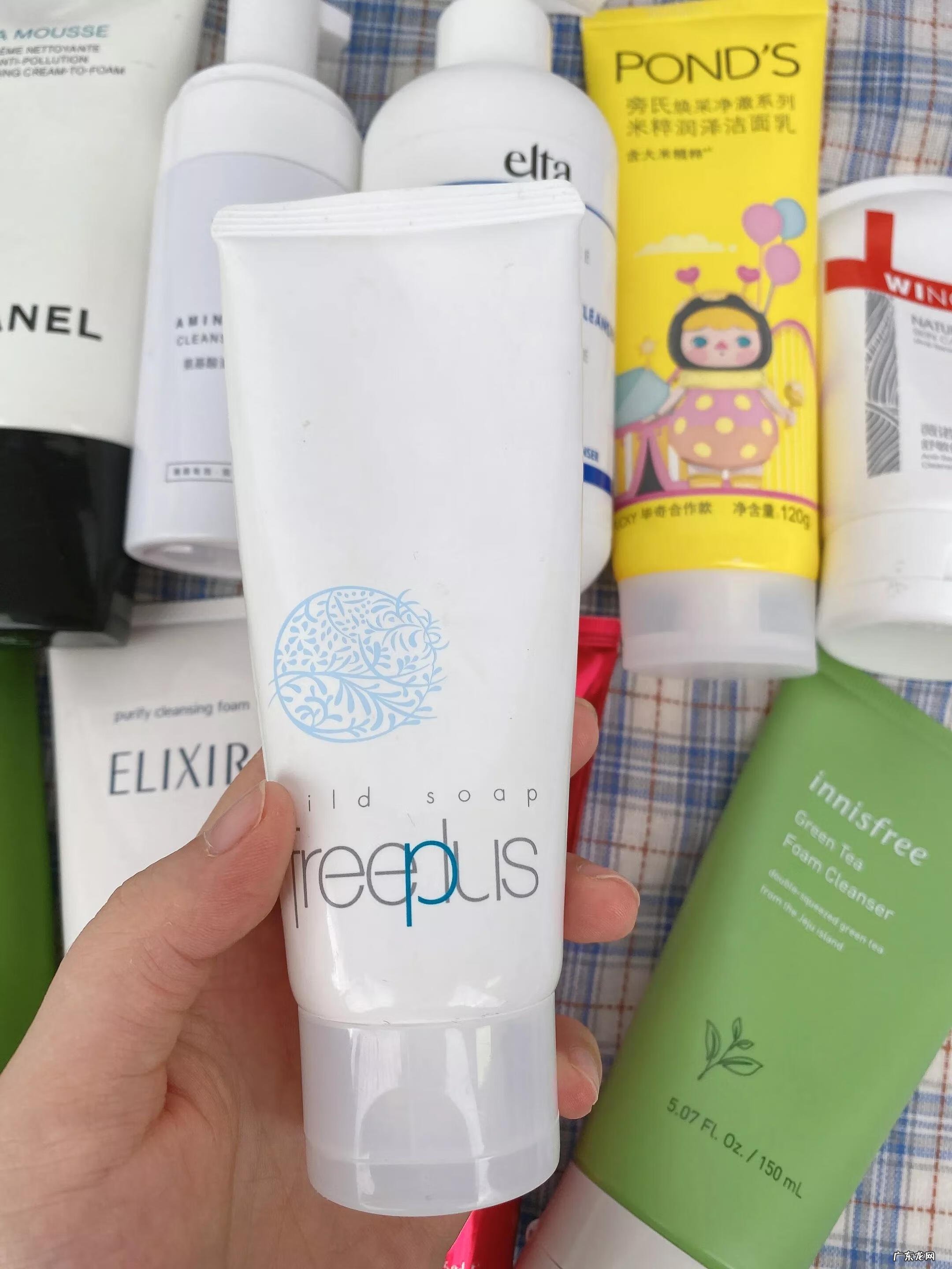 过期的牛奶洗脸有什么好处 过期的牛奶能洗脸么