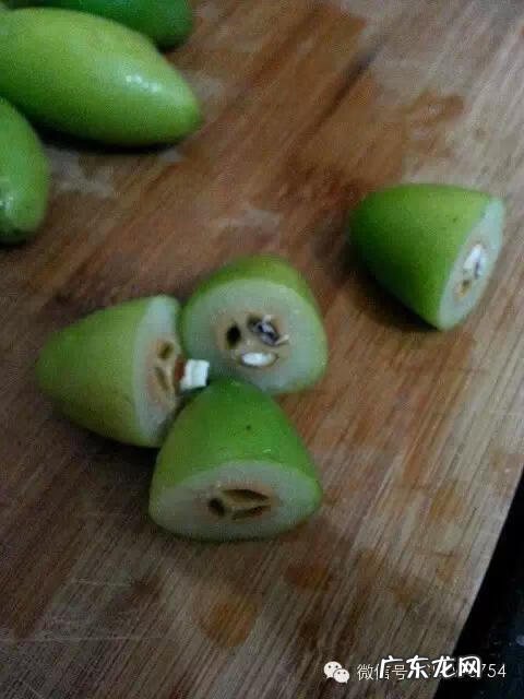 青果炖猪肚用新鲜青果还是干青果 青果炖猪肚的做法