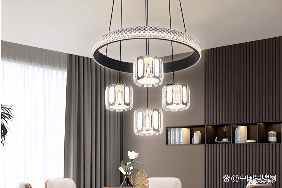 轻奢风格吊灯 现代简约吧台吊灯