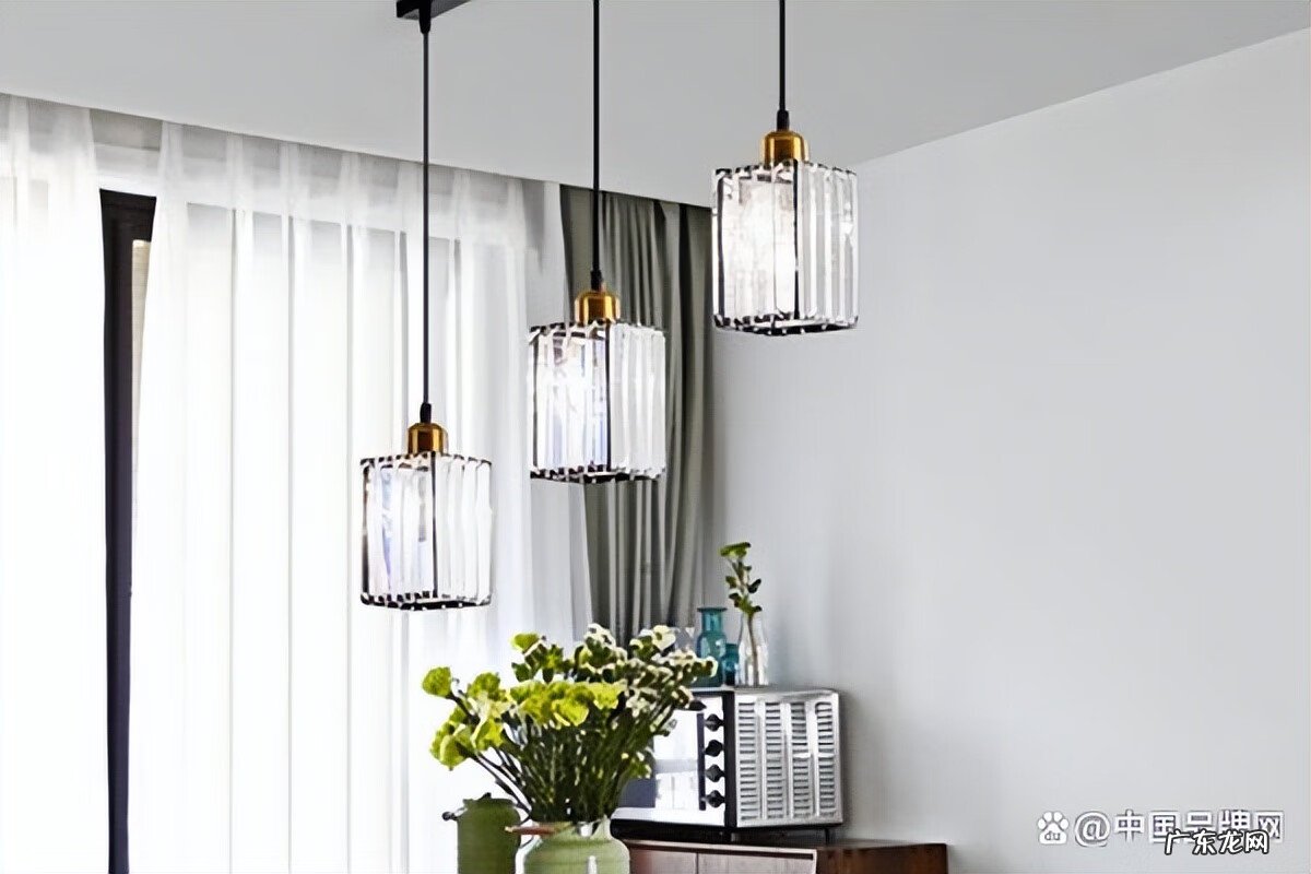 轻奢风格吊灯 现代简约吧台吊灯