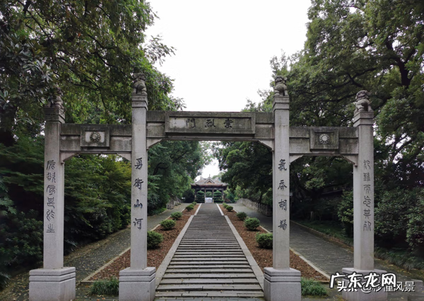 橘子洲头雕塑简笔画 橘子洲雕像风水