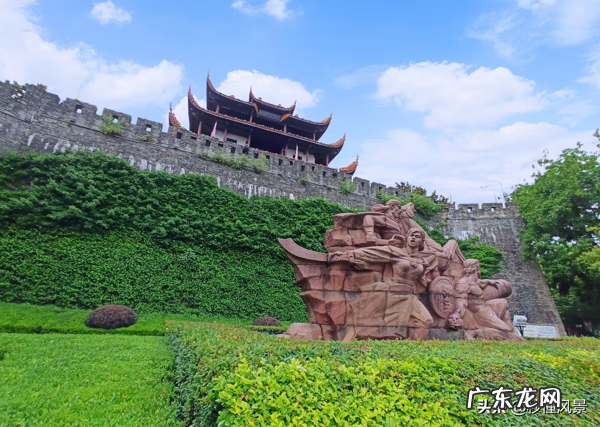 橘子洲头雕塑简笔画 橘子洲雕像风水