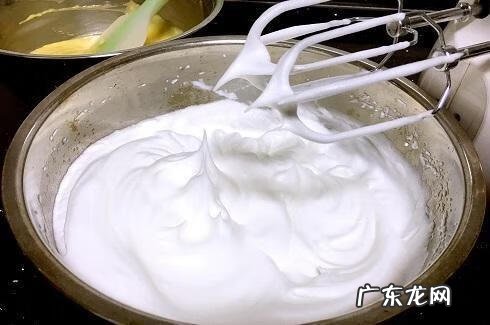 没有打蛋器用什么代替比较快 没打蛋器怎样把蛋清打发