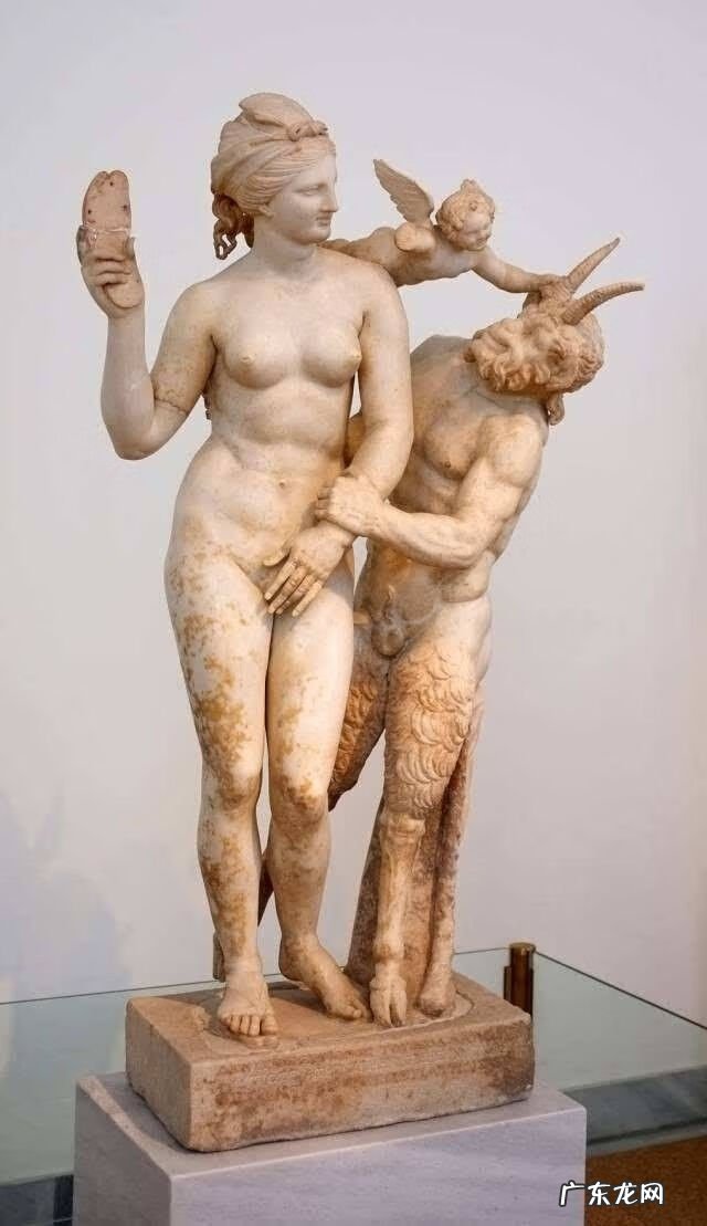 国王有对驴耳朵 长着驴耳朵的国王故事