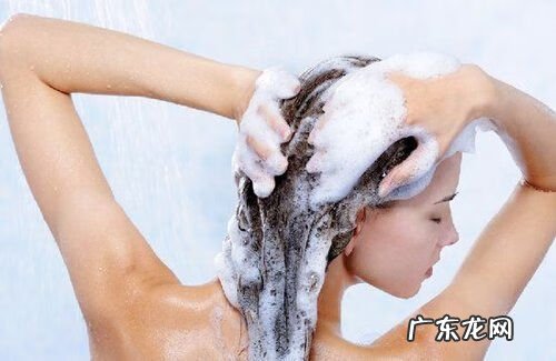 每天早上起来洗头发好吗 早上几点钟能洗头