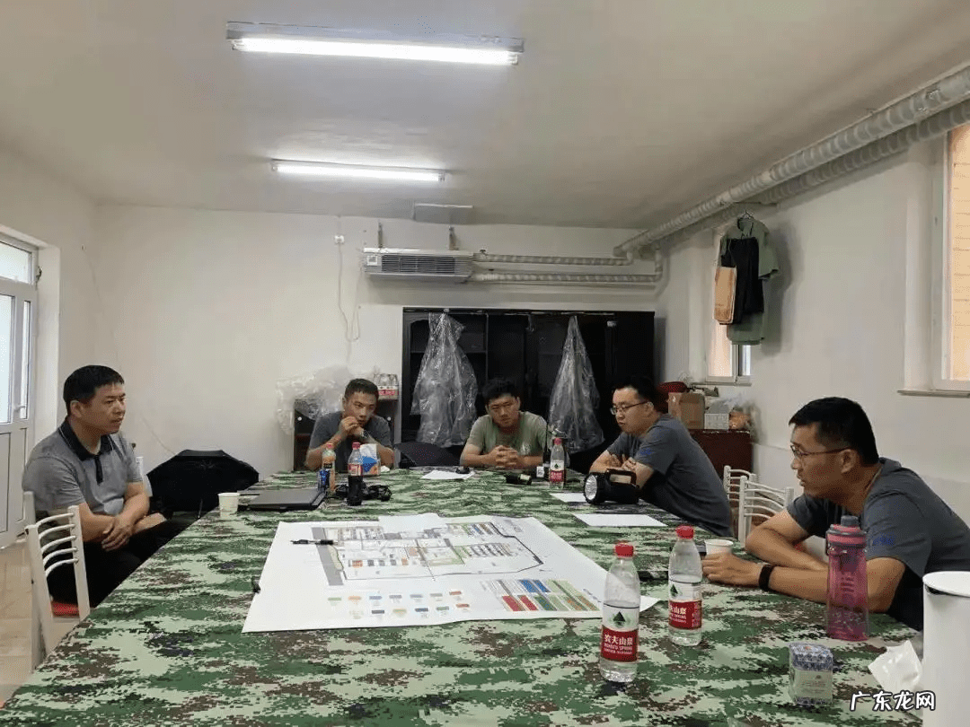 稍息立正站好舞台 稍息立正站好舞蹈完整版