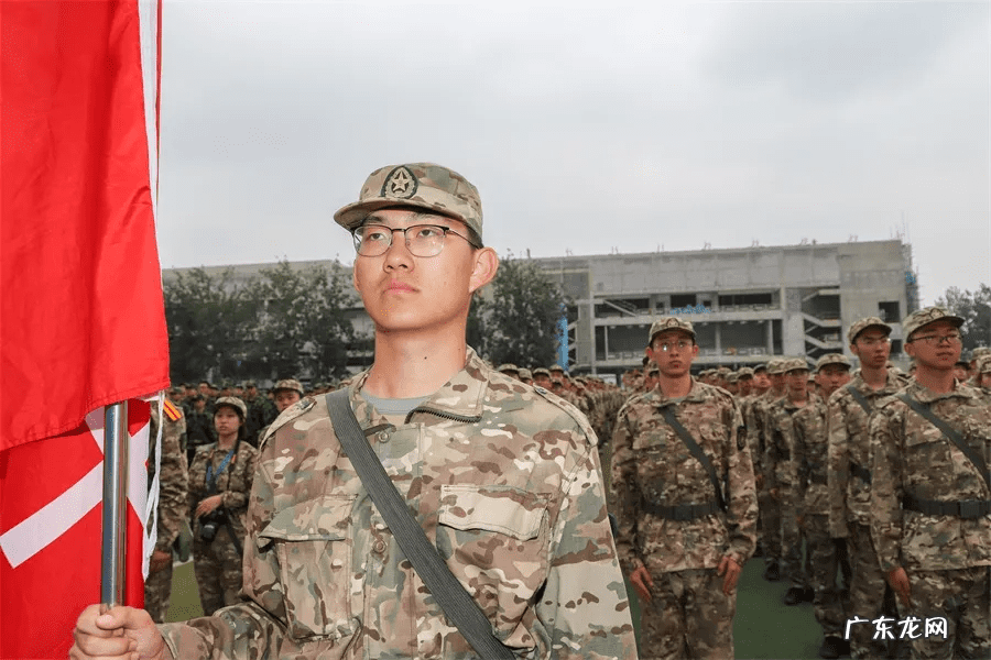 稍息立正站好舞台 稍息立正站好舞蹈完整版