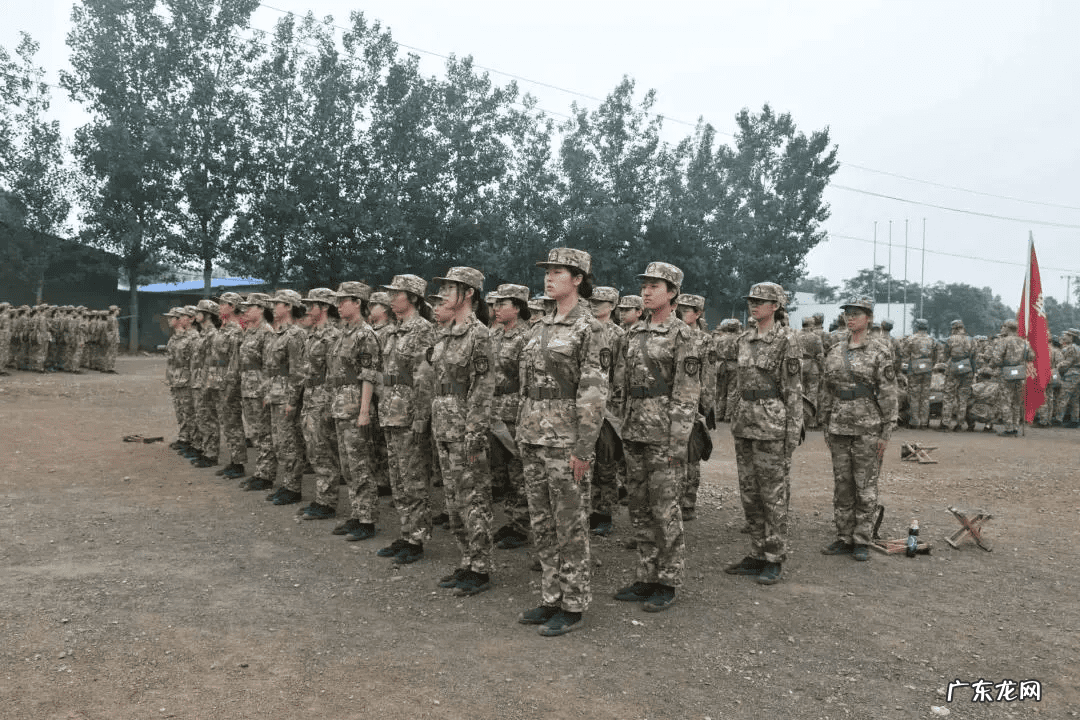 稍息立正站好舞台 稍息立正站好舞蹈完整版