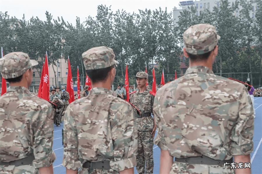 稍息立正站好舞台 稍息立正站好舞蹈完整版