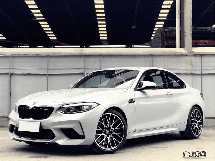 属鼠买几号楼最合适 属鼠的人适合开奔驰吗