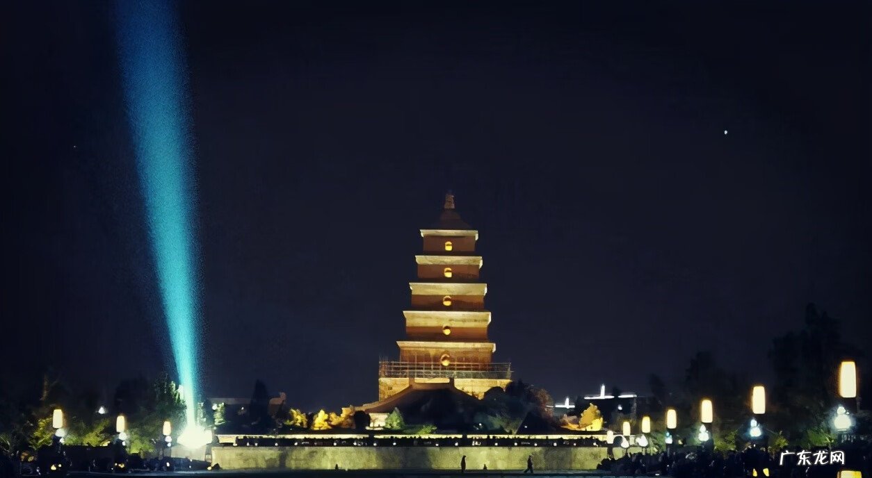 大雁塔倾斜的原因 大雁塔西边风水