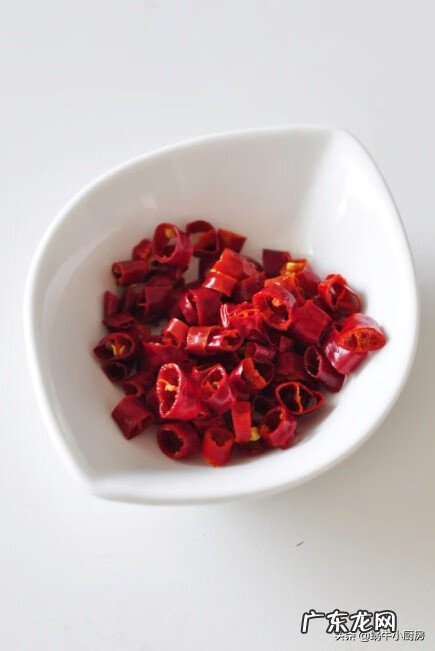 孕妇三个月能吃梭子蟹吗 孕妇梭子蟹可以吃吗