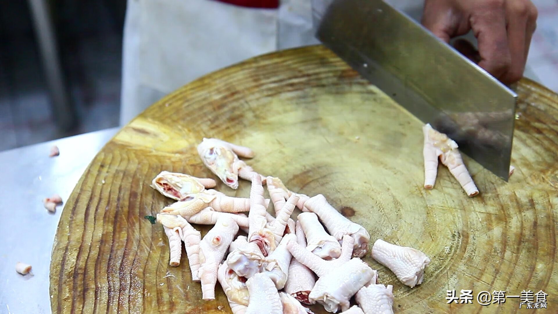 泡椒鸡爪怎么做法 咋样做泡椒鸡爪