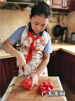 端午节吃粽子的风俗 端午节的粽子最早叫什么