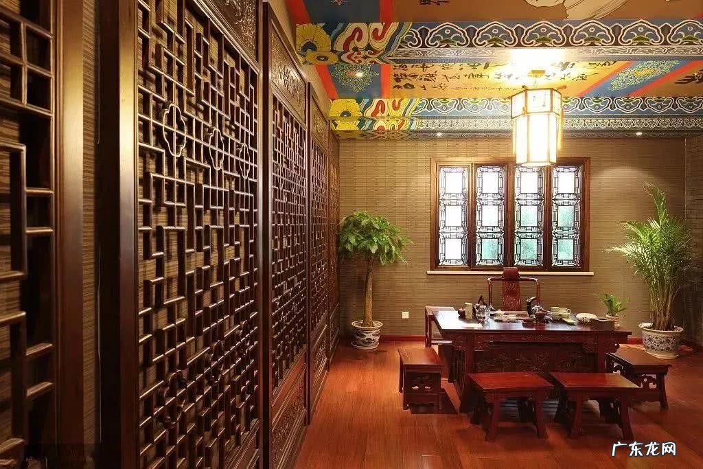 窗户贴窗花的风水 窗户玻璃风水