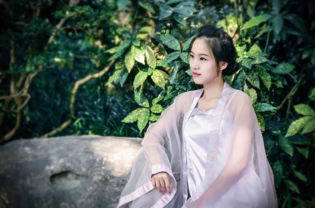 有内涵的最浪漫的诗句 关于思念的诗句