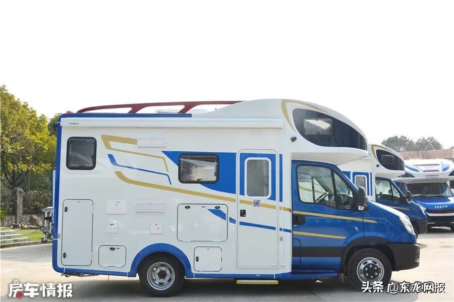 楼梯扶手左右的风水讲究 风水学隔水也可做扶手