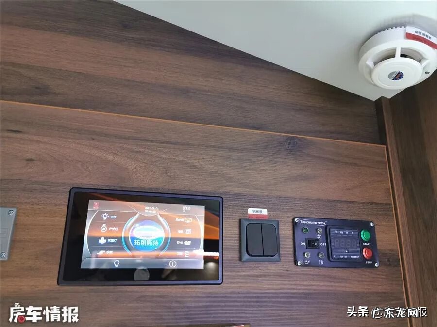 楼梯扶手左右的风水讲究 风水学隔水也可做扶手