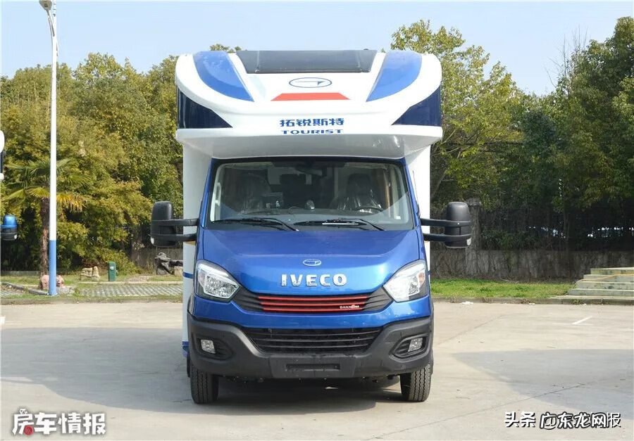 楼梯扶手左右的风水讲究 风水学隔水也可做扶手