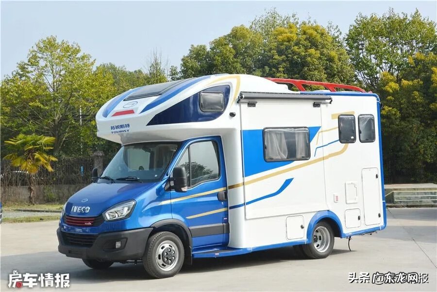 楼梯扶手左右的风水讲究 风水学隔水也可做扶手