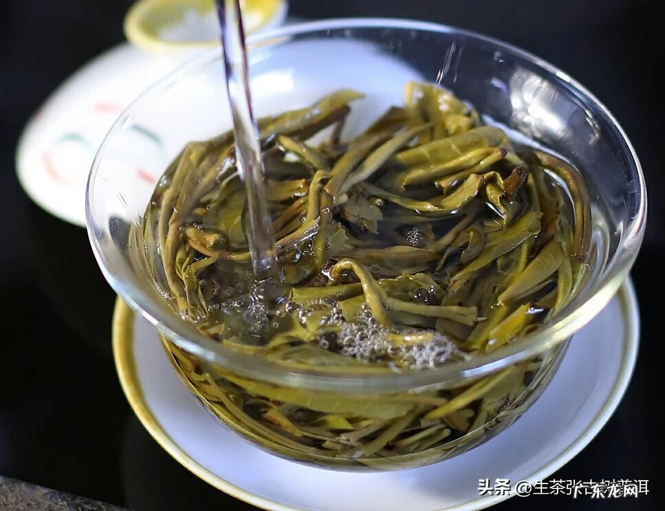 普洱茶放了10年值多少 什么季节喝普洱茶好?