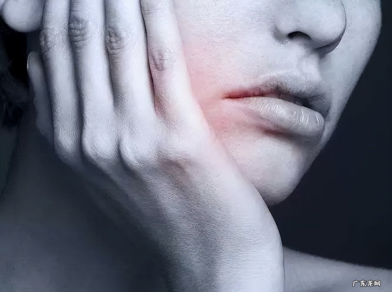 洗牙会对牙齿造成什么伤害吗 洗牙对牙齿有害吗?会损伤牙齿