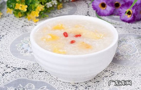 一个红薯的热量是多少大卡 一个红薯的热量