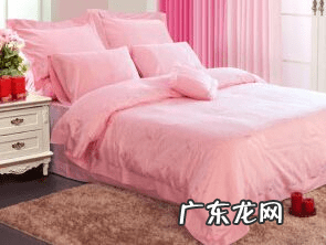 卧室铺什么颜色的床单好 铺什么样的床单好风水