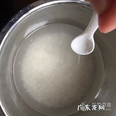 皮蛋瘦肉粥家常做法步骤图 皮蛋瘦肉粥的做法家常做法