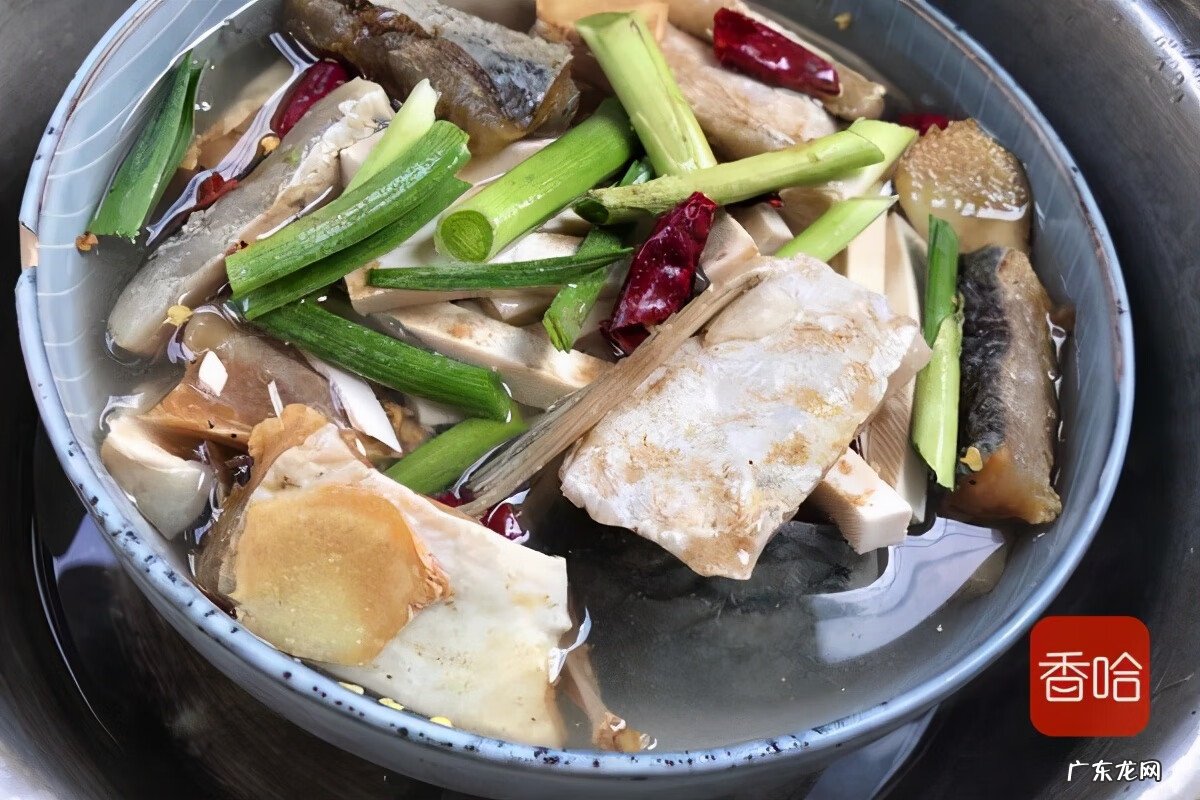 小腊鱼怎么做好吃 腊鱼怎么做好吃 家常做法