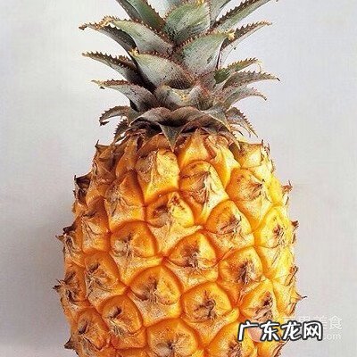 菠萝炒饭制作过程 菠萝炒饭的做法家常