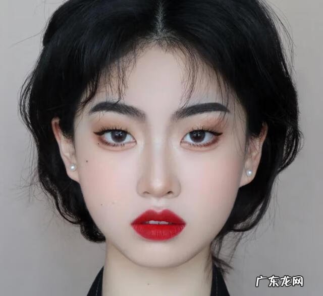 单眼皮放大眼睛的眼妆 单眼皮大眼妆容