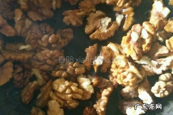家常炒核桃仁的方法 核桃仁怎么炒好吃
