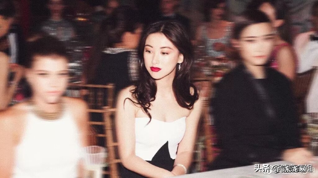 美胸汇 美胸美女