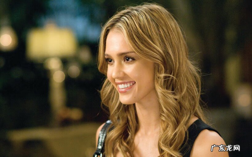 安努舒卡·莎玛好大 杰西卡艾尔芭