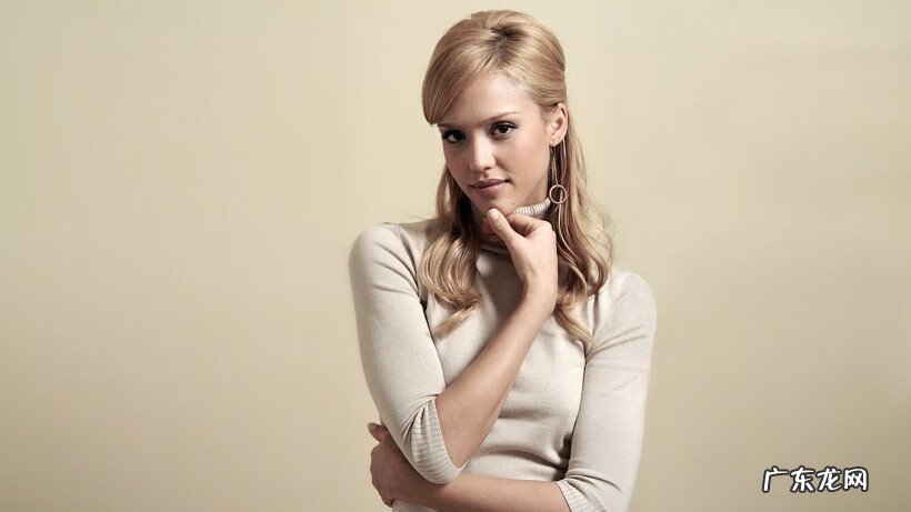 安努舒卡·莎玛好大 杰西卡艾尔芭