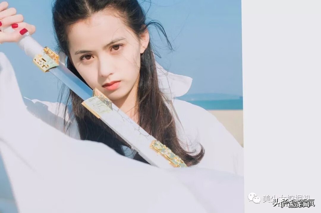 张柏芝二公造型 小张柏芝之称