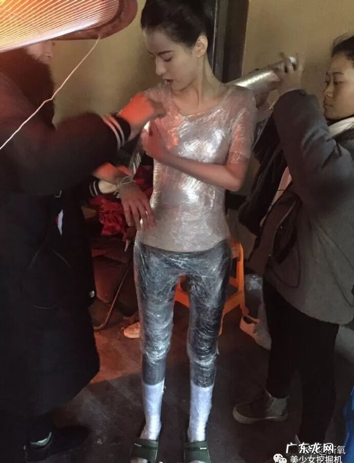 张柏芝二公造型 小张柏芝之称