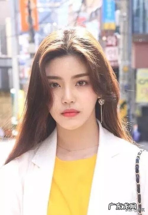 张柏芝二公造型 小张柏芝之称