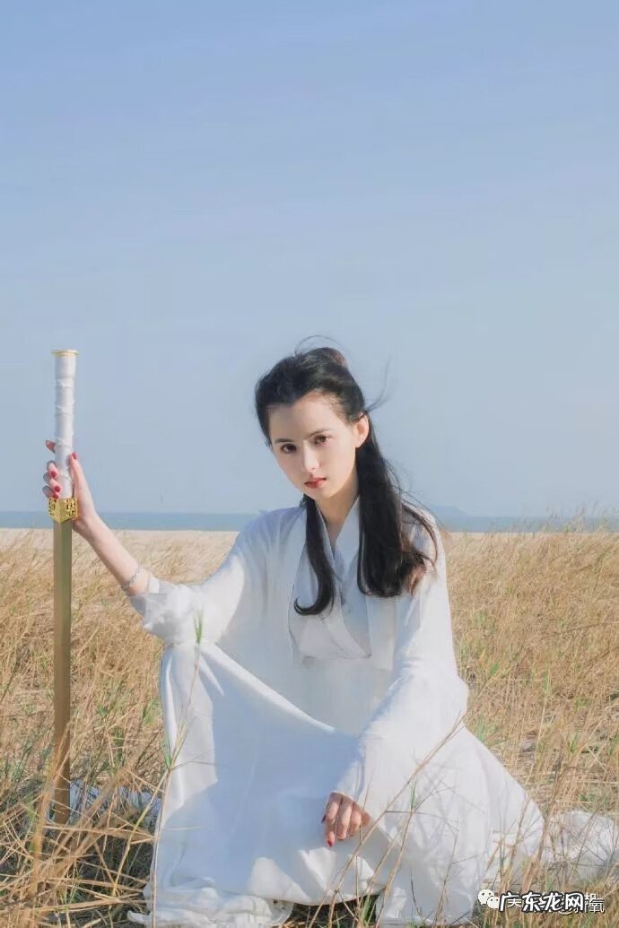 张柏芝二公造型 小张柏芝之称