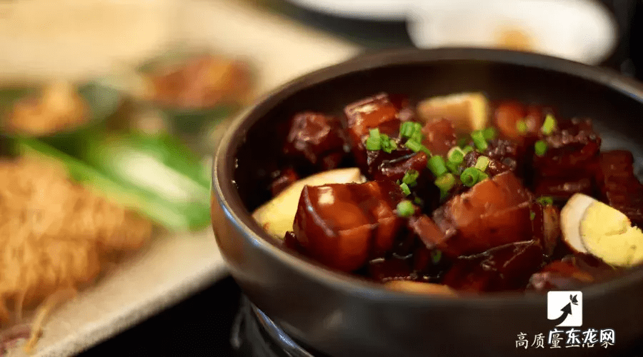 客厅花瓶插假花的风水 花瓶里的水加盐吗