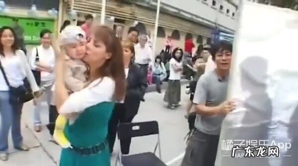 宝贝的新朋友的成员 宝贝的新朋友是亲孙子吗