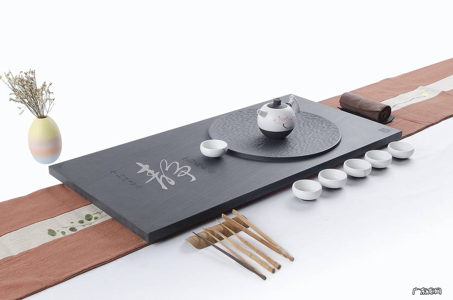 茶盘石材好还是木材好 茶盘木的还是石的较好