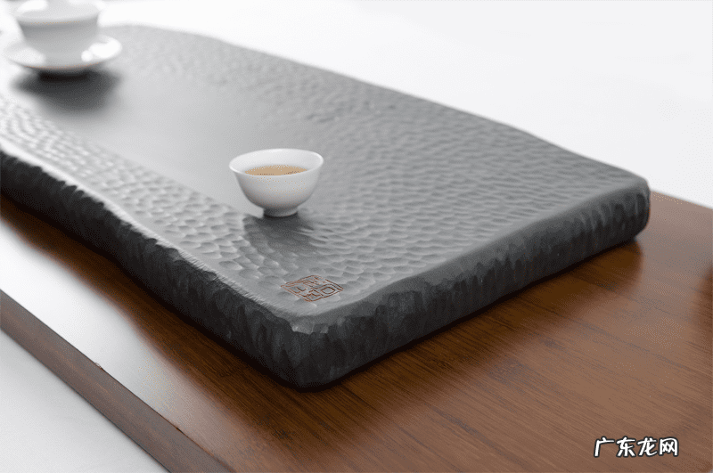 茶盘石材好还是木材好 茶盘木的还是石的较好